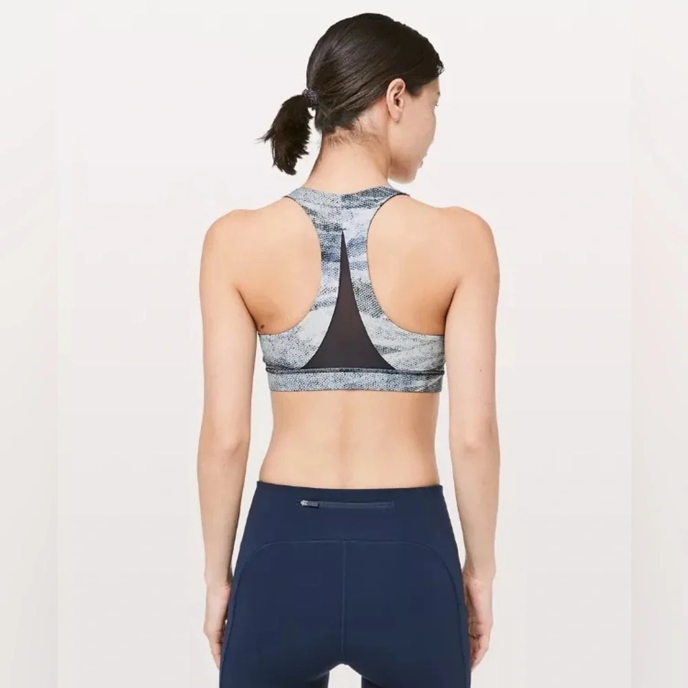 Lululemon Invigorate Bra Mesh Scape Multi /True Navy size 2